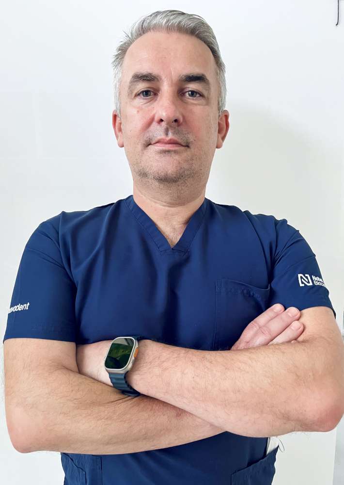 Mladen Novaković, dr.med.dent.,spec.stom.protetike 